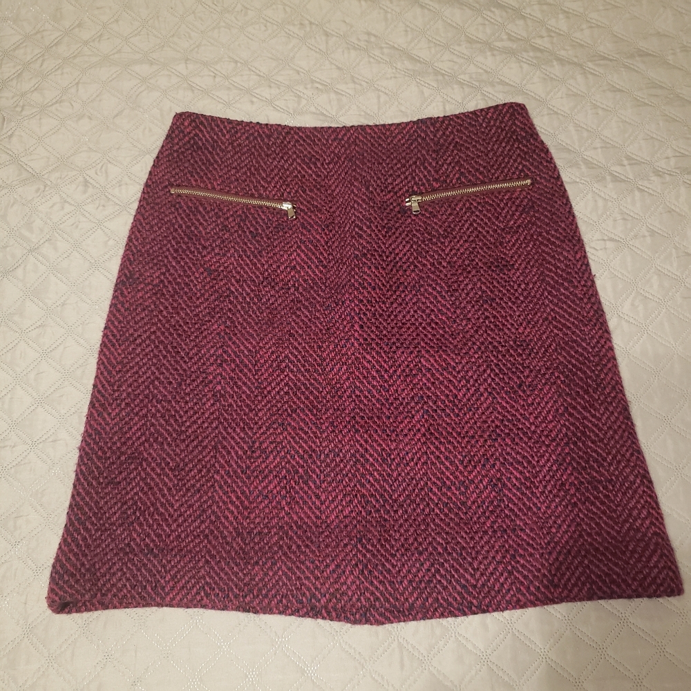 Loft Skirt - Picture 2 of 6